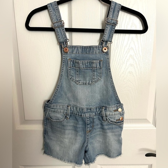 Abercrombie & Fitch Girls 7/8 Denim Overalls Shorts -PERFECT ADORABLE - Picture 1 of 4